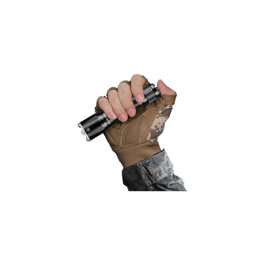Fenix TK16 V2.0 3100 Lumen Rechargeable Torch - Image 17
