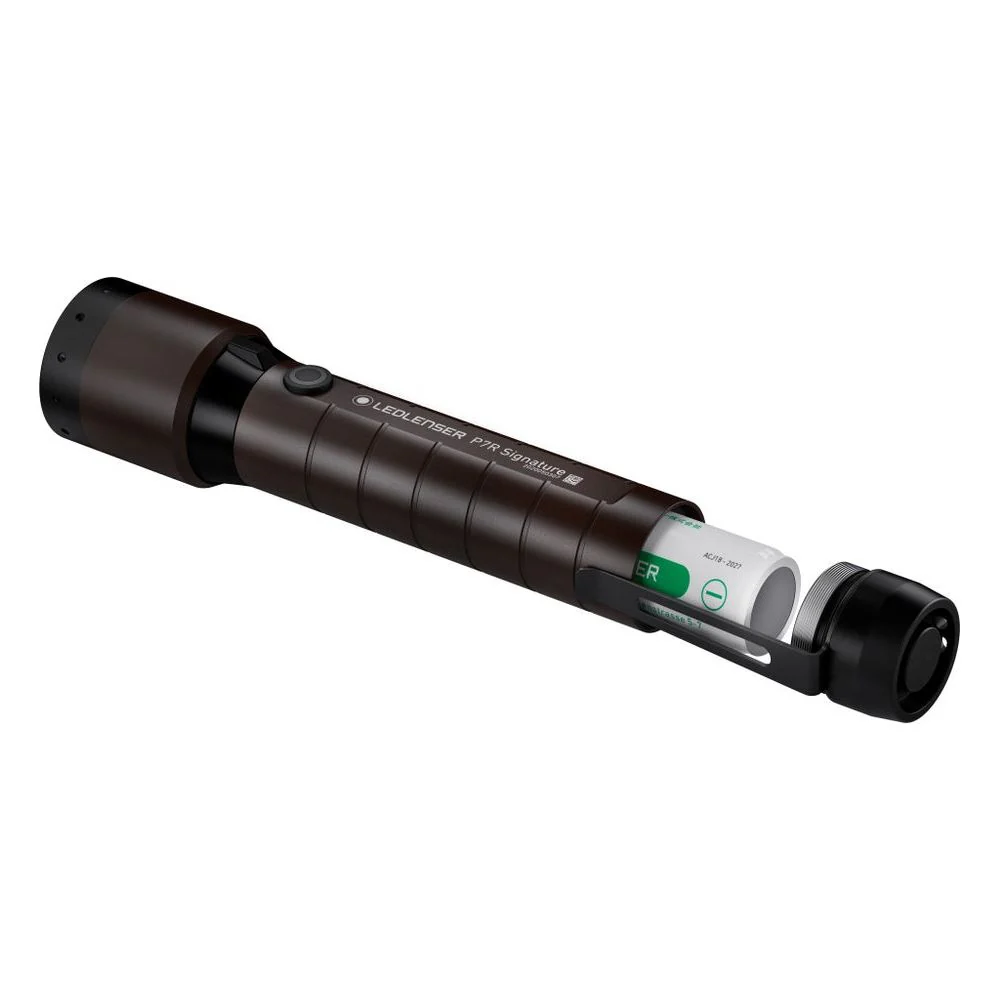 Ledlenser P7R Signature 2000 Lumen Rechargeable Torch - Image 3