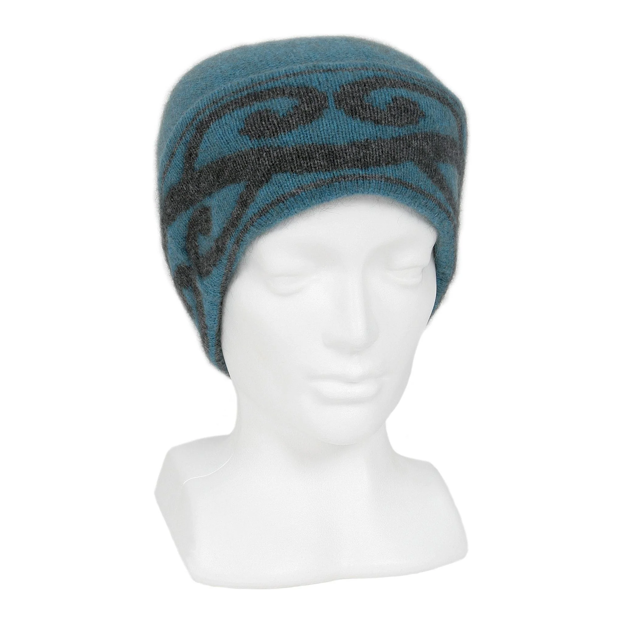 Possum Merino Aroha Beanie - Lothlorian Knitwear - Image 7