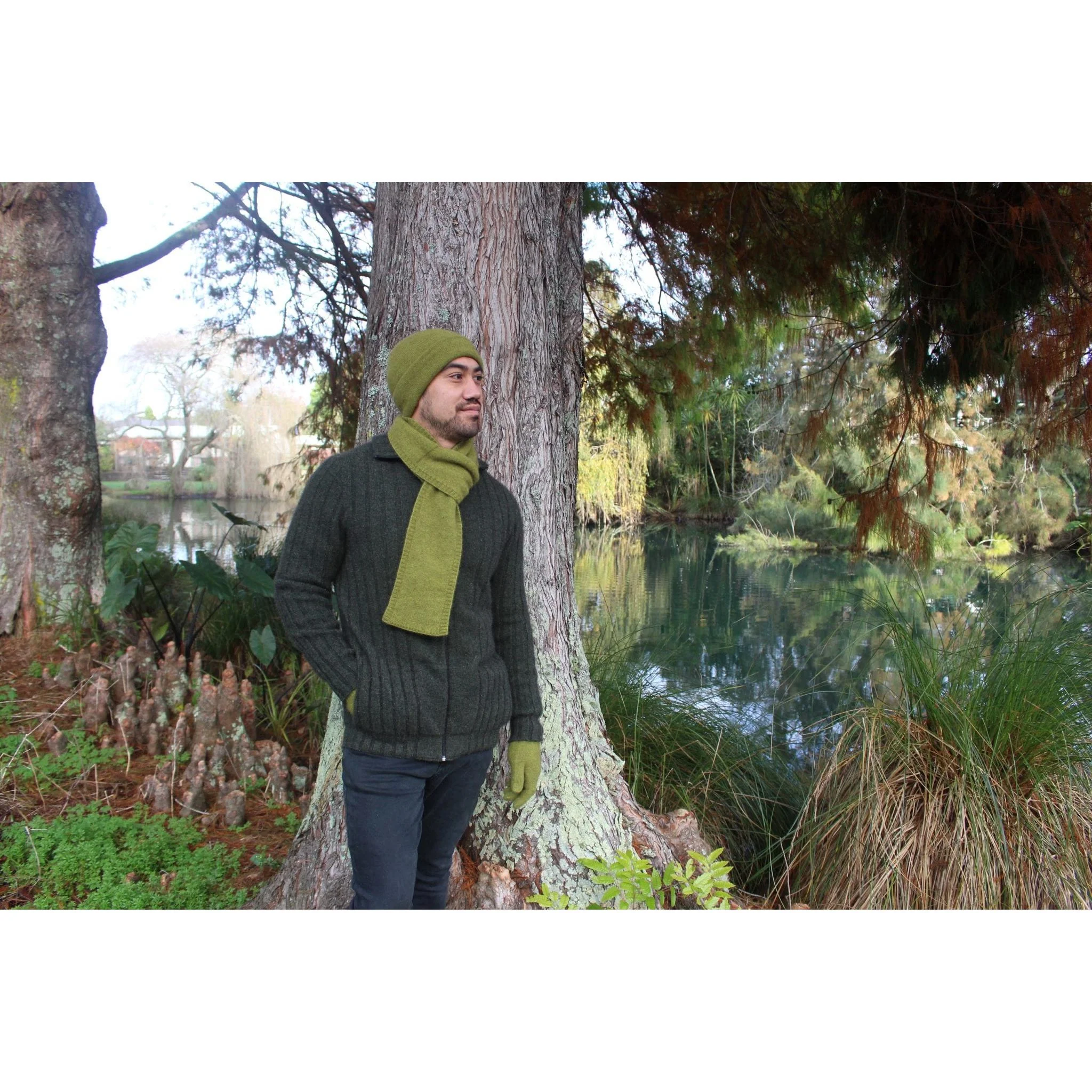 Possum Merino Plain Gloves - Lothlorian Knitwear - Image 2