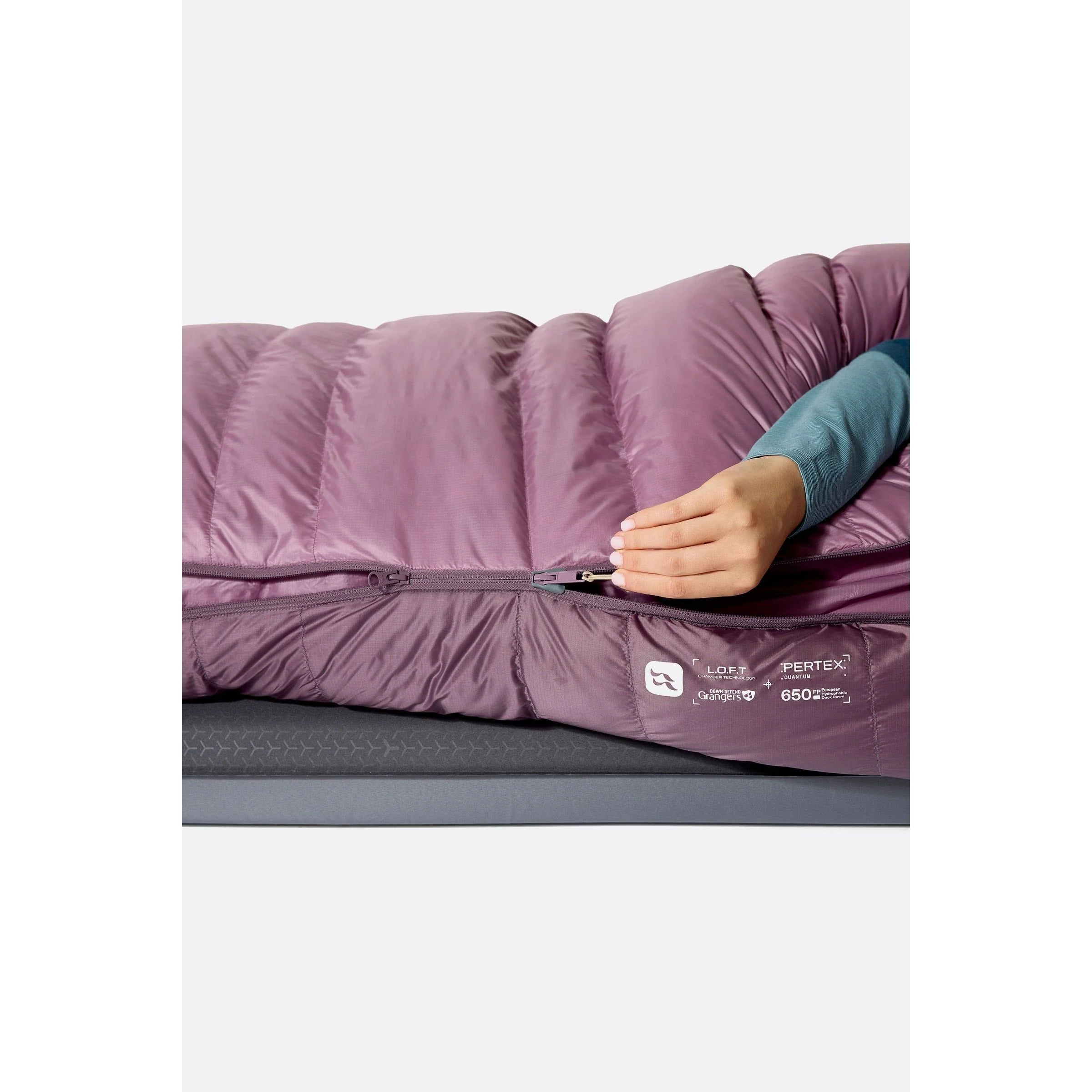 Rab Women's Alpine Down Sleeping Bag (-6°C) - Image 15